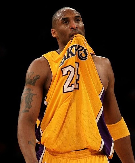 中超比赛亮点：上海申花绝杀广州队,（中超焦点战：上海申花补时绝杀广州队）