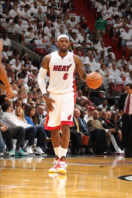 天赋！路易斯作为菜鸟教练，执教弗拉门戈仅14个月收获5冠（新锐教头！路易斯执掌弗拉门戈14个月已揽五冠）