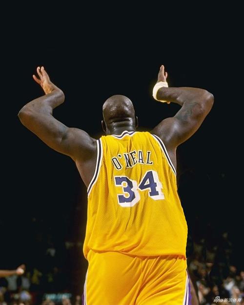 米体：斯帕莱蒂满意戴维表现，可能让他在都灵德比中首发（米体：斯帕莱蒂看好戴维发挥，或让其在都灵德比首发）