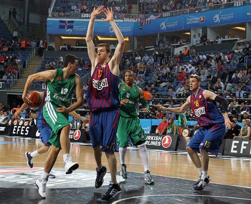 李毅祝福邵佳一：希望大家能多给本土教练一些宽容和时间（李毅为邵佳一送上祝福：呼吁给本土教练更多宽容与时间）