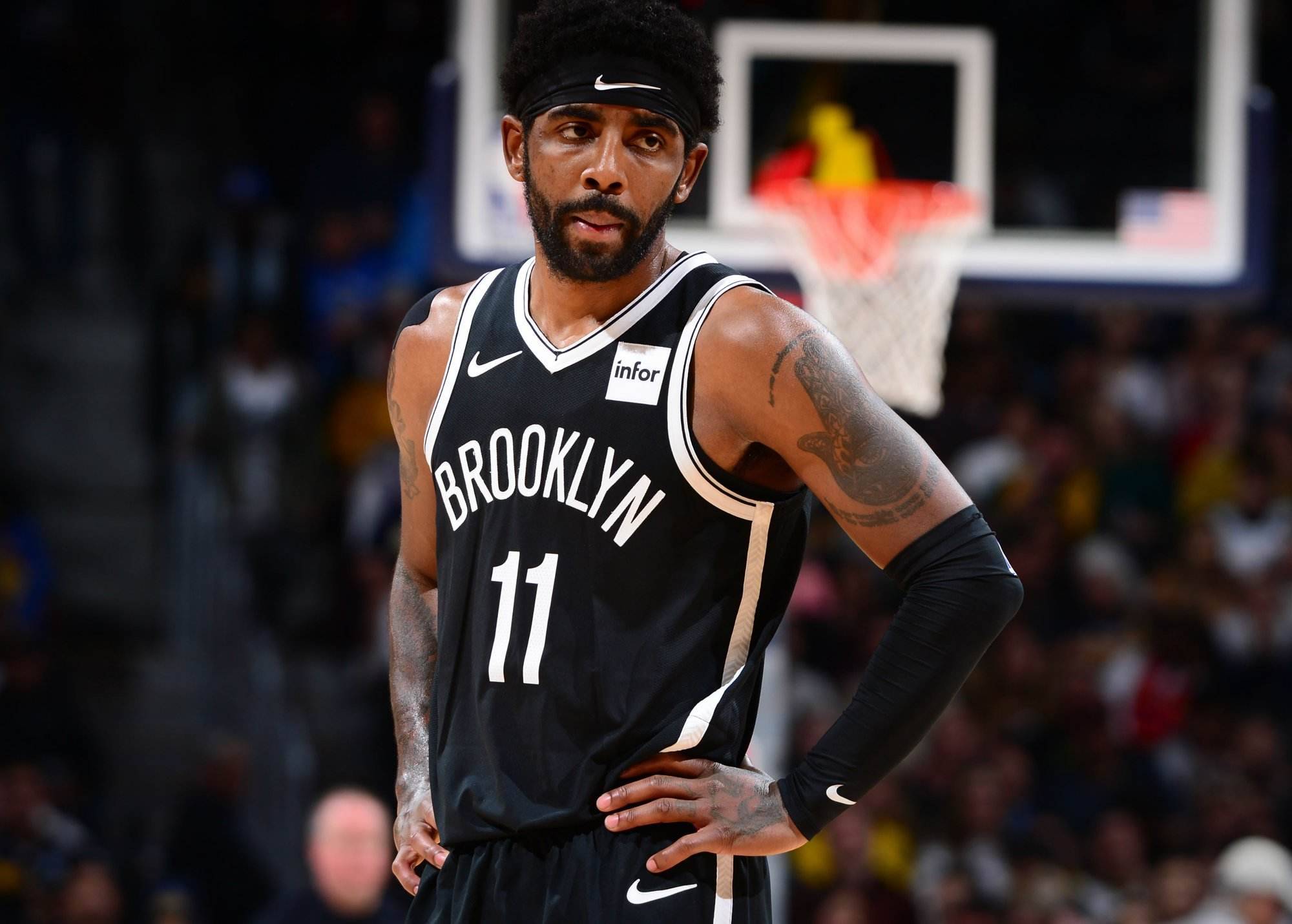 德乙前瞻：沙尔克04和帕德博恩上演榜首大战，双方仅差1分（德乙焦点战前瞻：沙尔克04对阵帕德博恩，榜首之争仅差一分）