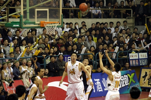 《在场外》视频栏目｜从北京女足夺冠说起（《在场外》视频栏目｜从北京女足问鼎谈起）